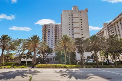 1865 S Ocean Dr #4C, Hallandale Beach, FL 33009 - Photo 1