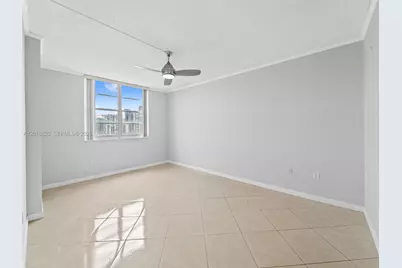 500 Bayview Dr #1421, Sunny Isles Beach, FL 33160 - Photo 9