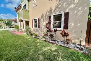 607 NE 35th Ave, Homestead, FL 33033 - Photo 3