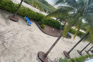 6039 Collins Ave, Miami Beach, FL 33140 - Photo 29