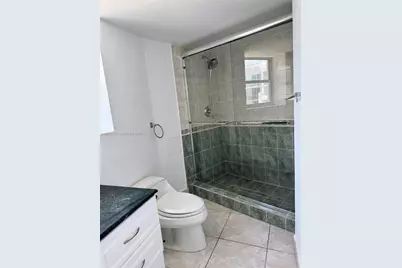 6039 Collins Av #537, Miami Beach, FL 33140 - Photo 17
