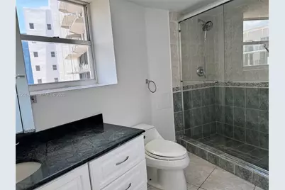 6039 Collins Av #537, Miami Beach, FL 33140 - Photo 15