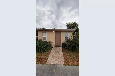 10260 SW 182nd St, Miami, FL 33157 - Photo 1