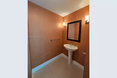 [Address not provided], Miami, FL 33132 - Photo 9