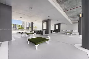 690 SW 1st Ct, Miami, FL 33130 - Photo 27