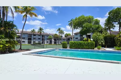 7115 NW 179th St #106, Hialeah, FL 33015 - Photo 13