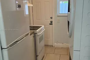 7921 Abbott Ave, Miami Beach, FL 33141 - Photo 9