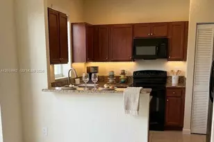 14724 SW 25th Ln, Miami, FL 33185 - Photo 11