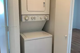 36 NW 6th Ave, Miami, FL 33128 - Photo 9