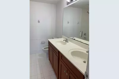 36 NW 6th Ave #1108, Miami, FL 33128 - Photo 11
