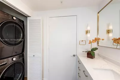 848 Brickell Key Dr #2703, Miami, FL 33131 - Photo 13