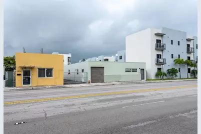 2250 Palm Ave, Hialeah, FL 33010 - Photo 1