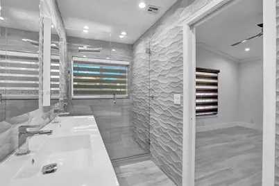 2266 NW 208th Ter, Pembroke Pines, FL 33029 - Photo 27