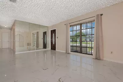 14405 SW 105th Ct, Miami, FL 33176 - Photo 5