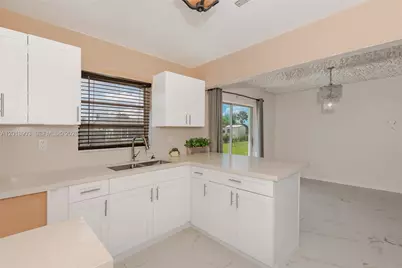 14405 SW 105th Ct, Miami, FL 33176 - Photo 9