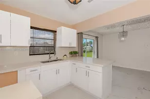 14405 SW 105th Ct, Miami, FL 33176 - Photo 9