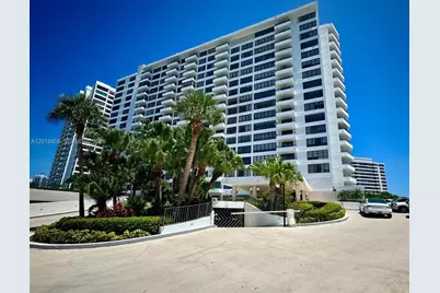 600 Three Islands Blvd #920, Hallandale Beach, FL 33009 - Photo 27