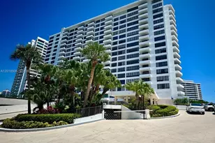 600 Three Islands Boulevard, Hallandale Beach, FL 33009 - Photo 27