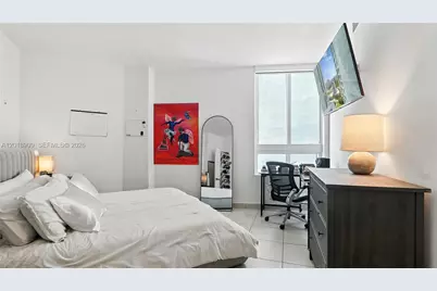 1900 N Bayshore Dr #2810, Miami, FL 33132 - Photo 11