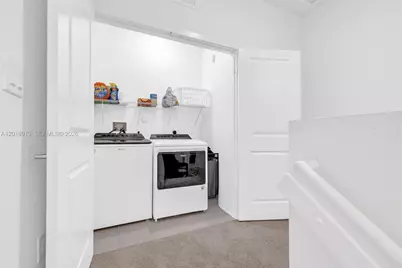 730 SW 12th St, Florida City, FL 33034 - Photo 9