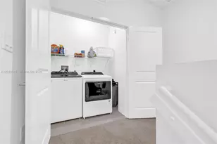 730 SW 12th St, Florida City, FL 33034 - Photo 9
