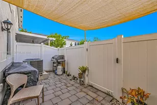 730 SW 12th St, Florida City, FL 33034 - Photo 15
