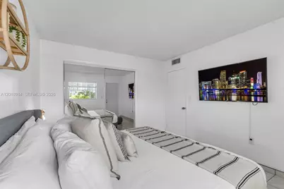 1720 Jefferson St #306, Hollywood, FL 33020 - Photo 11