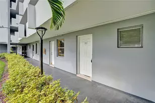1601 NE 191st St, Miami, FL 33179 - Photo 27