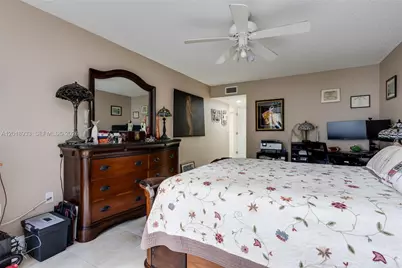 1410 Sheridan St #9I, Hollywood, FL 33020 - Photo 15