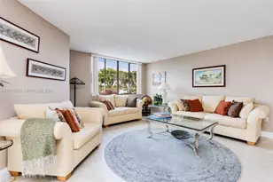 1410 Sheridan St, Hollywood, FL 33020 - Photo 3