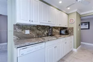 1410 Sheridan St, Hollywood, FL 33020 - Photo 5