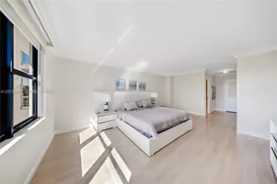 9801 Collins Ave, Bal Harbour, FL 33154 - Photo 27