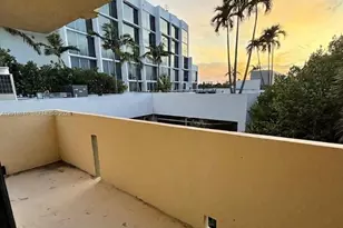 2924 Collins Ave, Miami Beach, FL 33140 - Photo 11