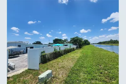 [Address not provided], Lauderdale Lakes, FL 33309 - Photo 37