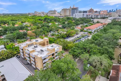 525 Coral Way #402, Coral Gables, FL 33134 - Photo 45