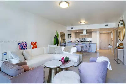 1000 Brickell Plz #2411, Miami, FL 33131 - Photo 3