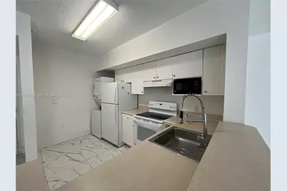 5085 NW 7th St #711, Miami, FL 33126 - Photo 5