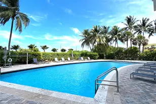 6515 Collins Ave, Miami Beach, FL 33141 - Photo 19