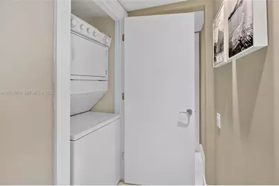 1500 Ocean Dr #507, Miami Beach, FL 33139 - Photo 17