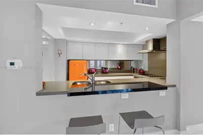 1500 Ocean Dr #507, Miami Beach, FL 33139 - Photo 15