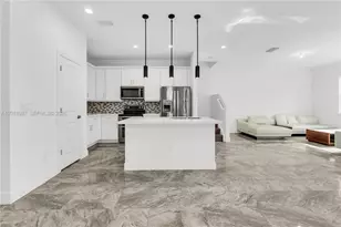 582 Parsons Wy, Deerfield Beach, FL 33442 - Photo 3