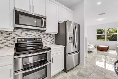582 Parsons Way #., Deerfield Beach, FL 33442 - Photo 5