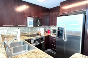 6515 Collins Ave, Miami Beach, FL 33141 - Photo 9