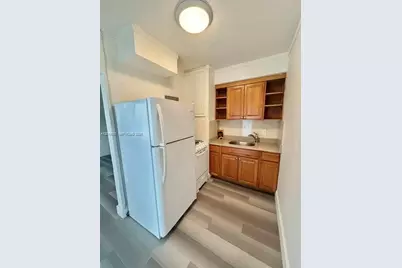 7445 Harding Ave #112, Miami Beach, FL 33141 - Photo 9