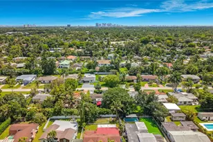 351 NE 117th St, Miami, FL 33161 - Photo 37