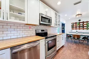 351 NE 117th St, Miami, FL 33161 - Photo 13