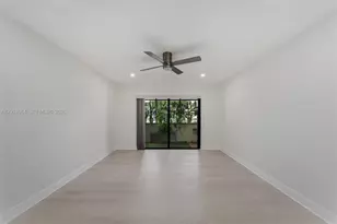 7947 SW 104th St, Miami, FL 33156 - Photo 5