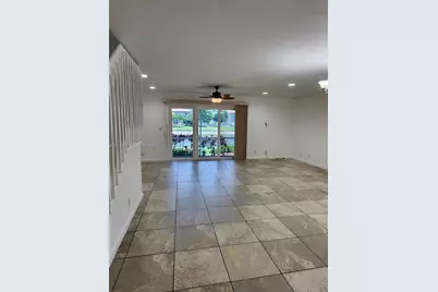 8014 Big Pine Way, Riviera Beach, FL 33407 - Photo 7