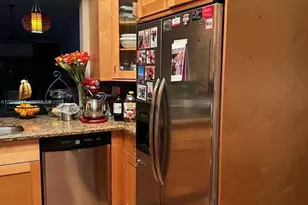 509 NE 199th Ln, Miami, FL 33179 - Photo 3