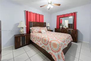 731 NW 17th St, Homestead, FL 33030 - Photo 9